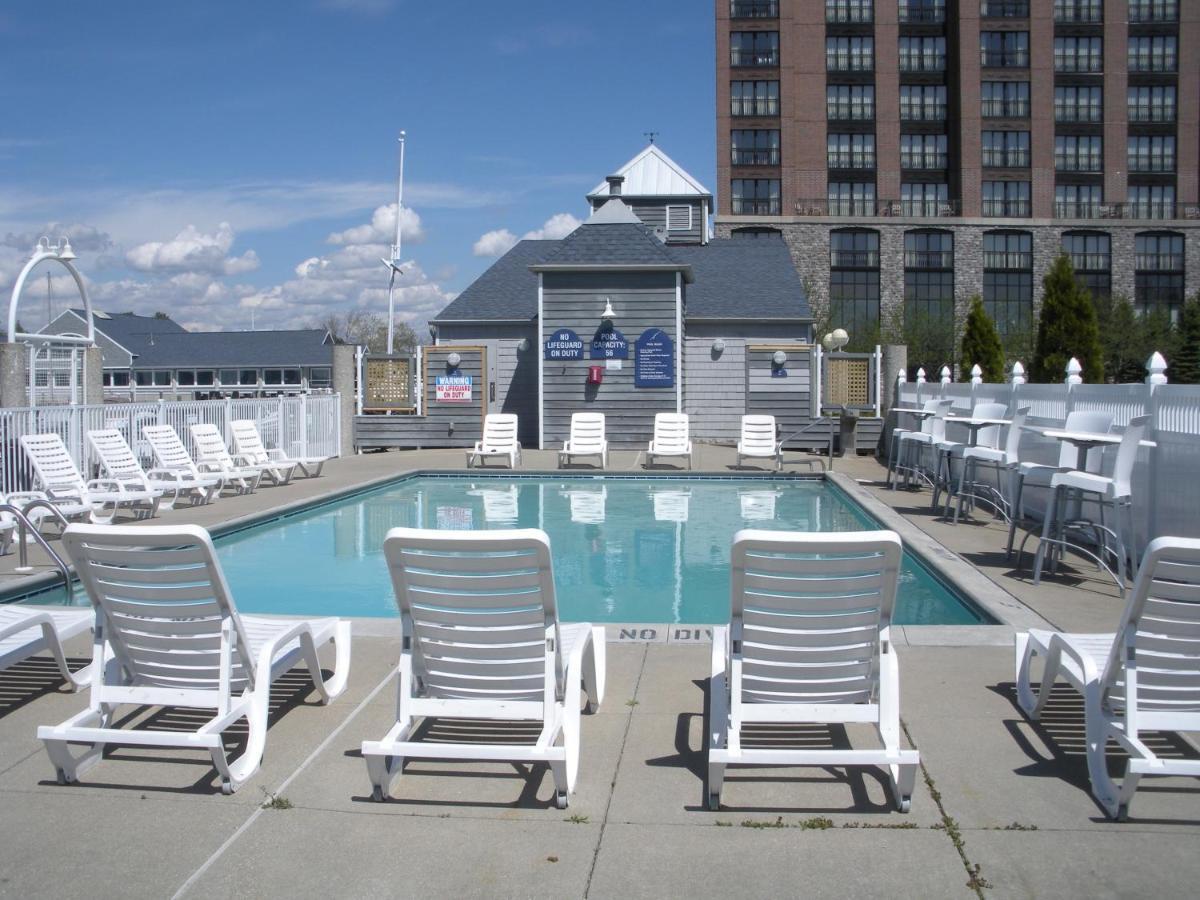 Shoreline Inn & Conference Center, Ascend Hotel Collection Muskegon Exterior photo